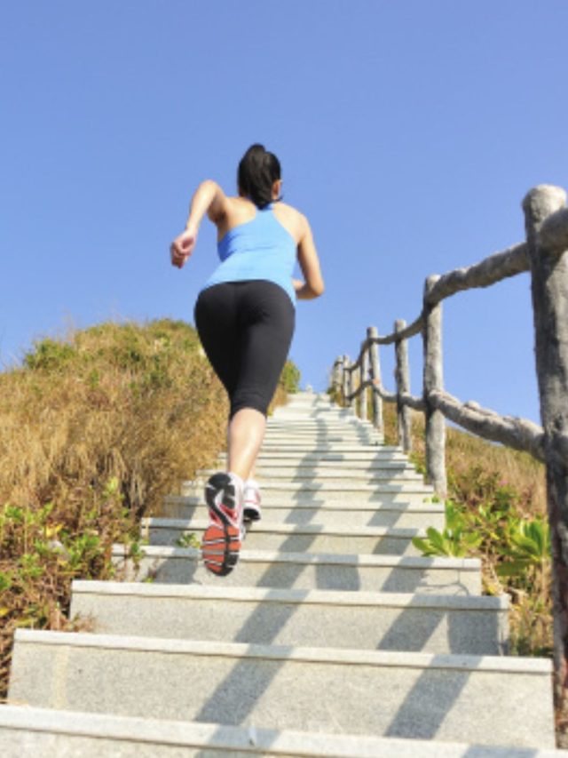 Benefits of Climbing Stairs: सेहत को चुस्त और दुरुस्त रखने में मददगार है सीढ़ियां चढ़ना, जानें इसके फायदे